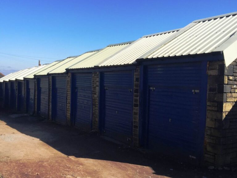 060a d9f0 7f15 54ba Garage Briarwood Briarwood (1).JPG